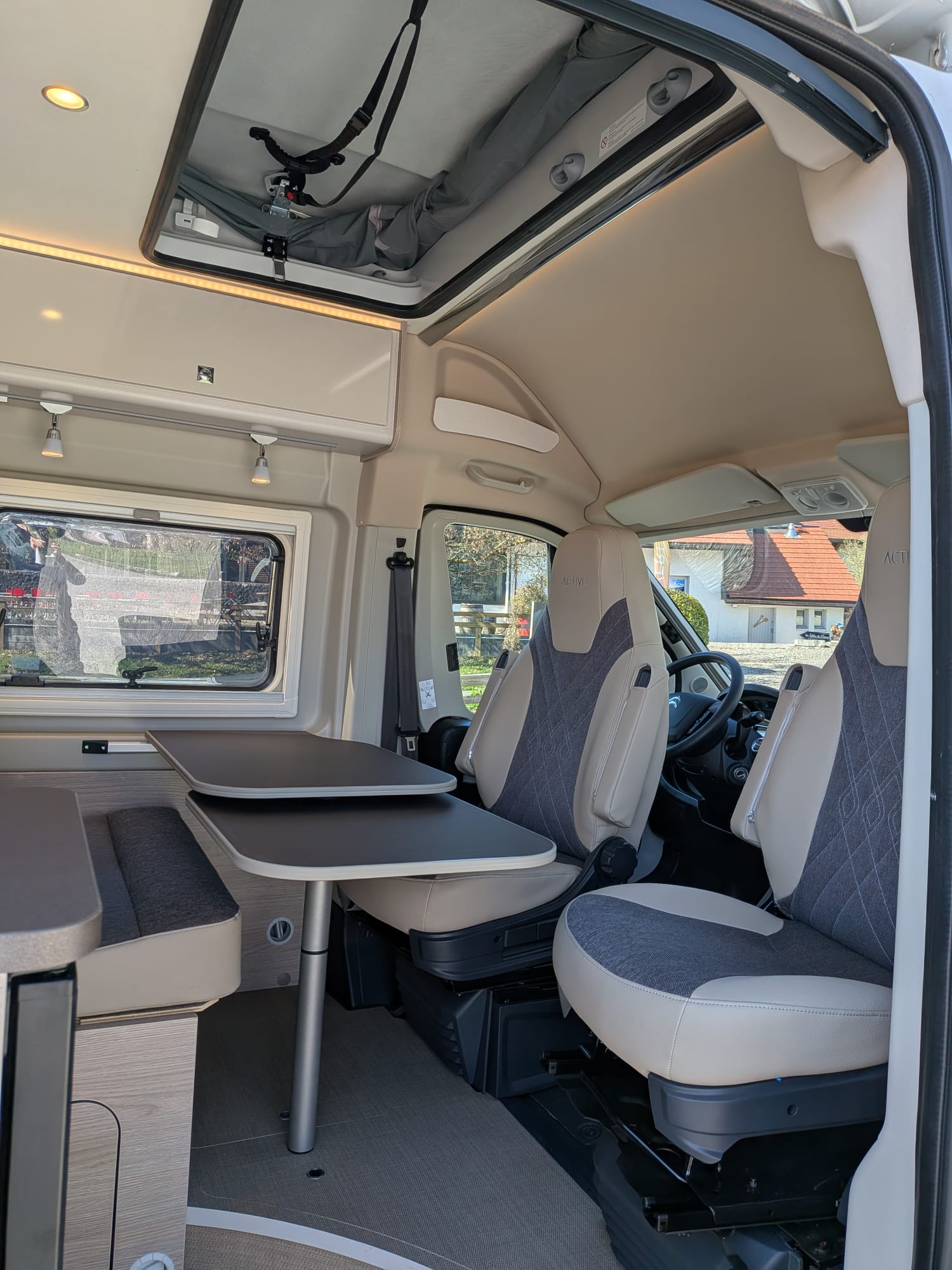 Photo du campervan 'Le Campeo XL'